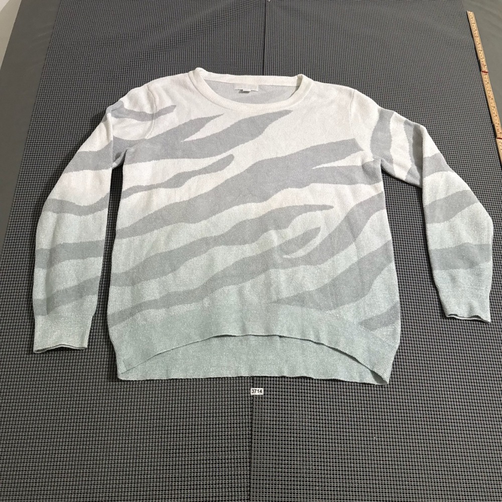 Barefoot Dreams Womens CozyChic Ultra Lite Zebra Print Sweater White Grey Size S